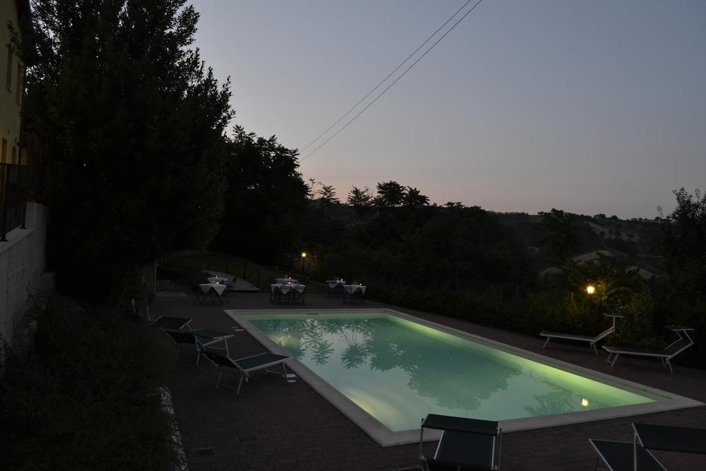 Country House Il Tiglio Mergo Exterior foto
